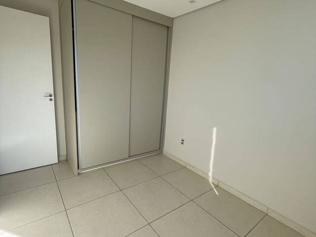 Apartamento para Venda em Varginha - 4