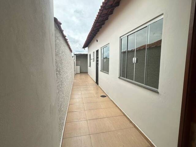 Casa para Venda em Elói Mendes - 4
